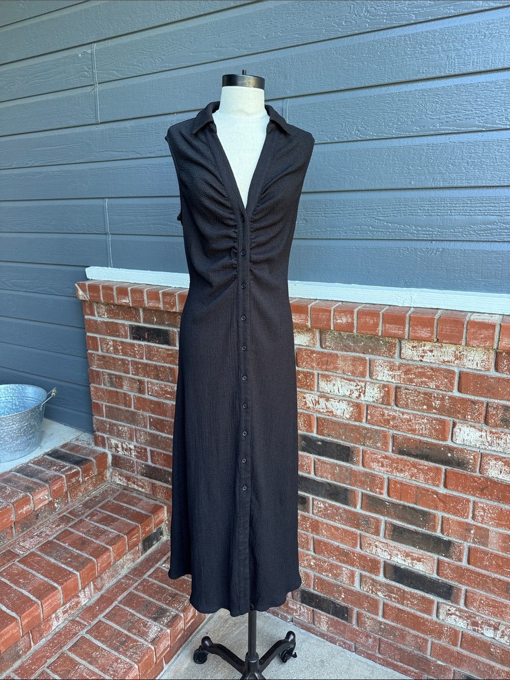 ASTR the Label Ruched Back Cutout Midi Shirtdress Black Women's Size Large L